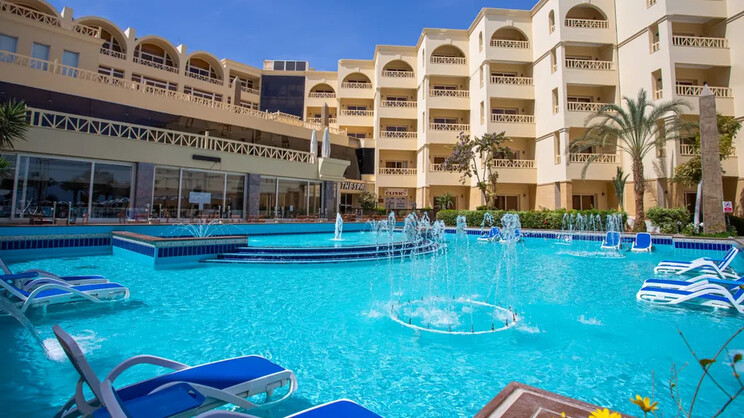 AMC Royal Hotel and Spa